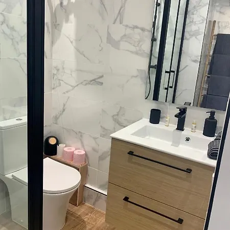 Joli Spacieux * Ajaccio (Corsica)